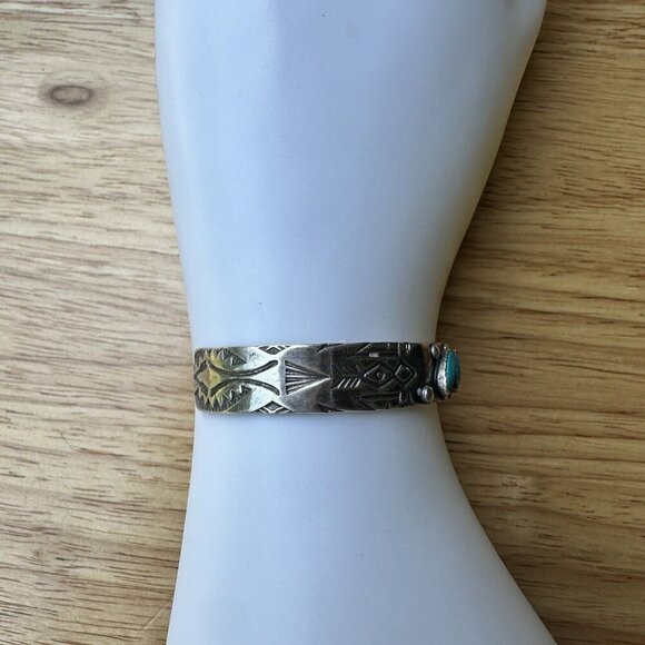 VTG Navajo Open Cuff Bracelet Size 5.75 Blue Turquoise 7 Cabs 925 Sterling 13.9g - Picture 8 of 12